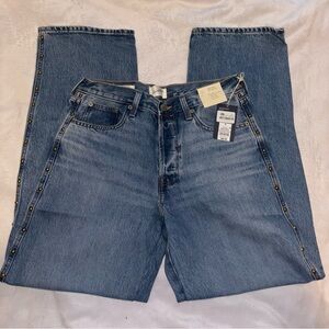 Universal Thread Women's Blue Straight Leg Jeans